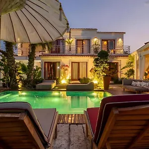 777 Adults Only Oda ve Kahvaltı